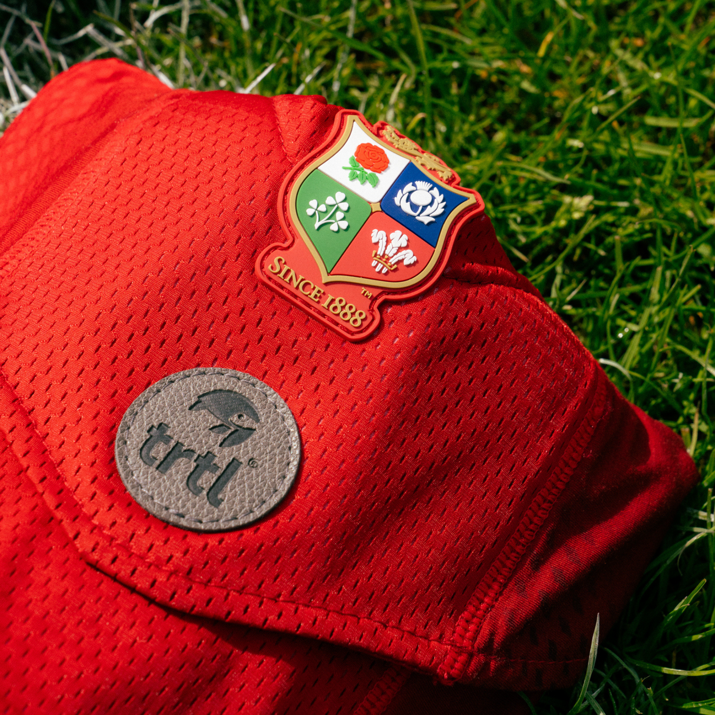 The British & Irish Lions™ x Trtl Travel Pillow Cool